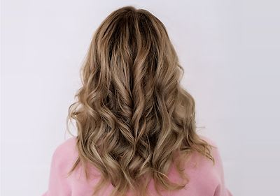Braune haare mit blonde strähnen