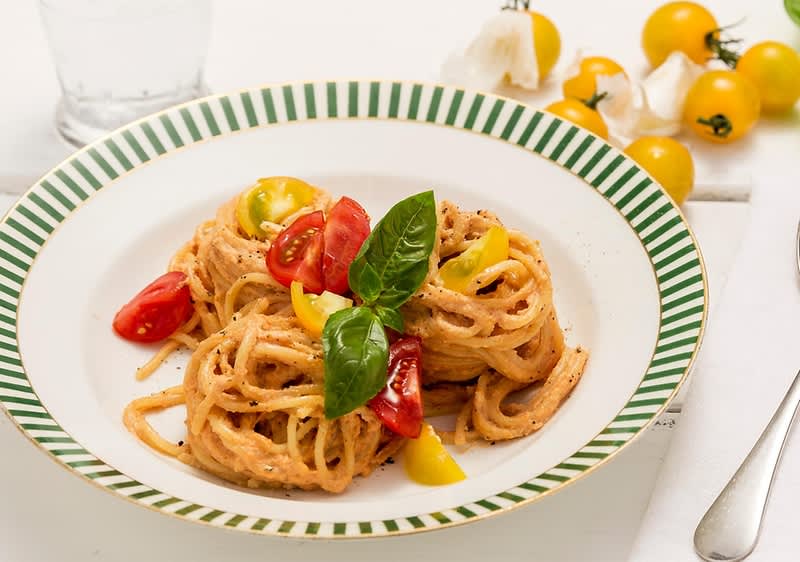 Spaghetti mit veganem Tomatenpesto von dmBio | dm.de