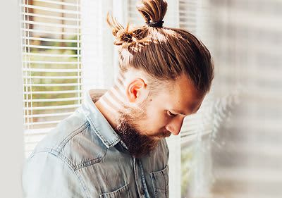 5 Tipps für Männer mit lockigem oder welligem Haar – The Alpha Men