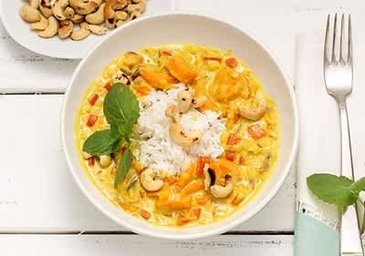 Veganes Linsen-Curry mit Cashews-image
