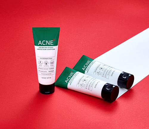 ECO Revital Reinigungsschaum – 100 Ml, Mit Bio Traubenkernextrakt, Hyaluronsäure & Hanfsamenöl