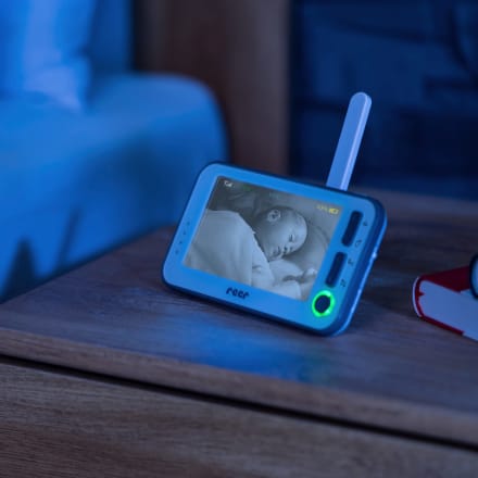Baby phone cheap dm