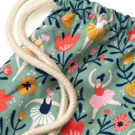 ALANA Turnbeutel mit Blumen Ballerina Muster grun ca. 32 x 40cm 1 St dauerhaft gunstig online kaufen dm