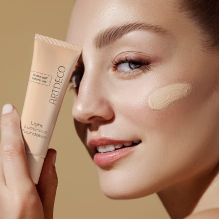 Fond De Teint Light Luminous Foundation - ARTDECO - Effet Lumineux Et Peau Parfaite