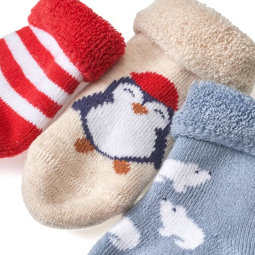 und 3 rot, + beige 13/14, + Eisbär-Motiv, blau mit Gr. Pinguin- St Socken