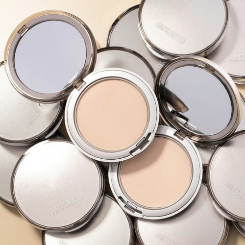 Foundation Hydra Mineral Compact 60 Beige, g 10 Light